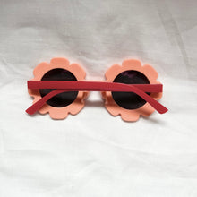 Load image into Gallery viewer, MARAH UV SUNGLASSES
