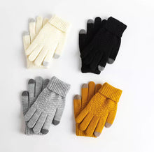 Load image into Gallery viewer, TYRON TOUCH SCREENS GLOVES
