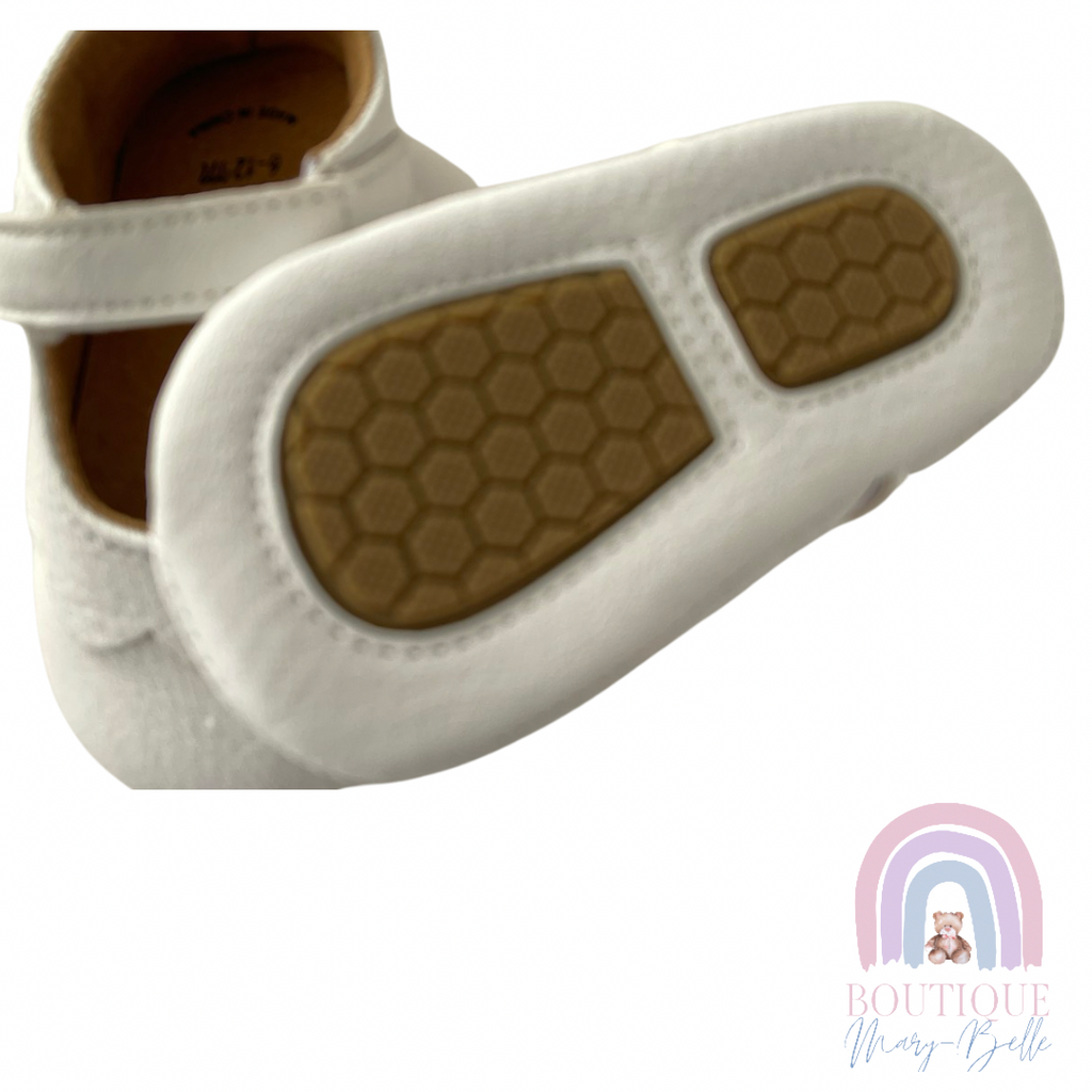 YASMINE SCALLOP DETAIL SHOE (WHITE)