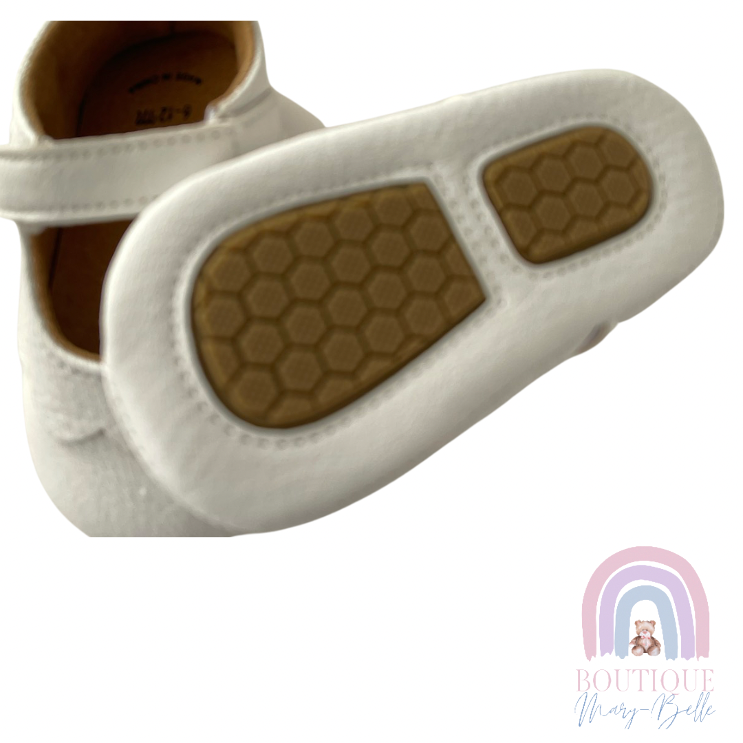 YASMINE SCALLOP DETAIL SHOE (WHITE)