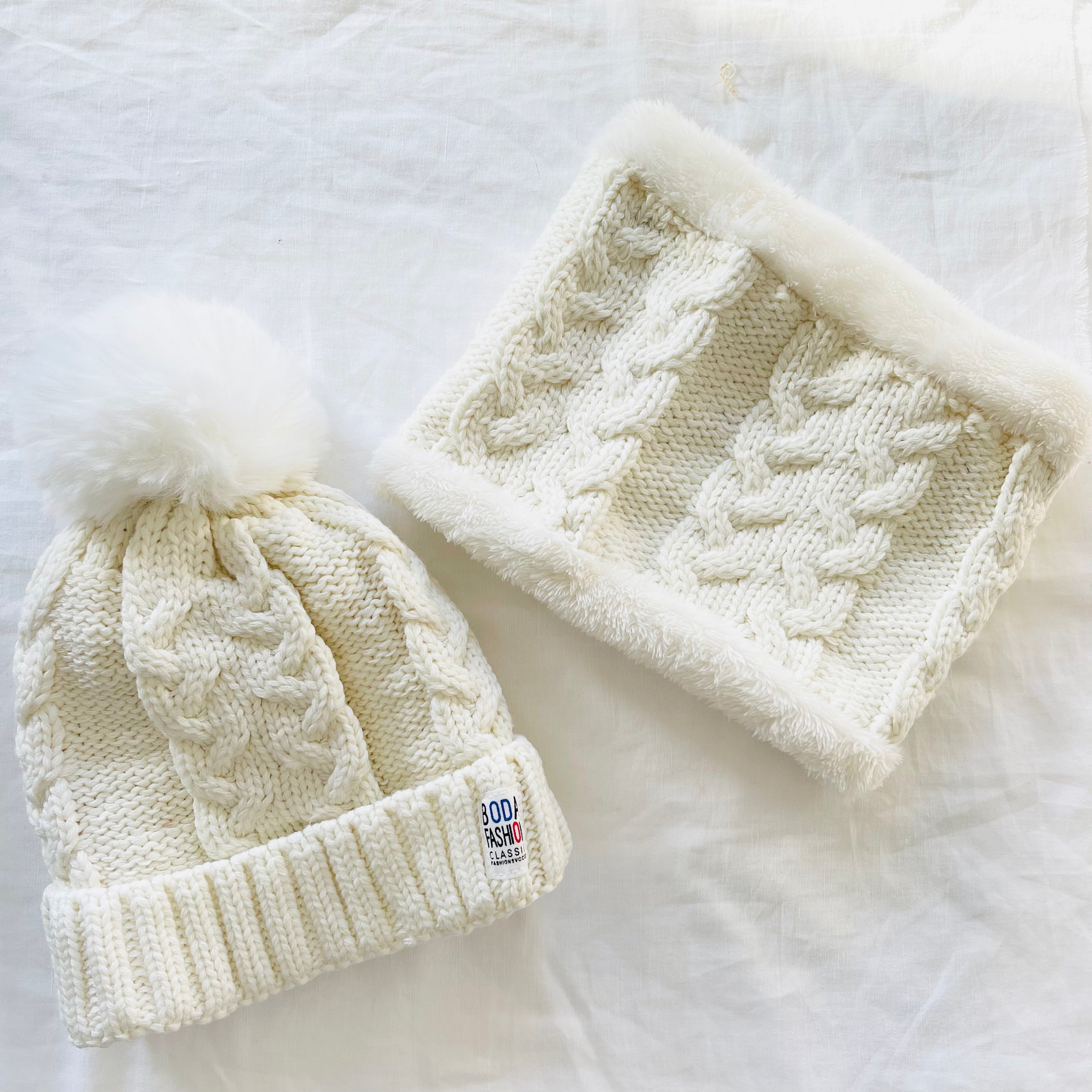 MARISSA MUMMA BEANIE AND TUBE SCARF COMBO