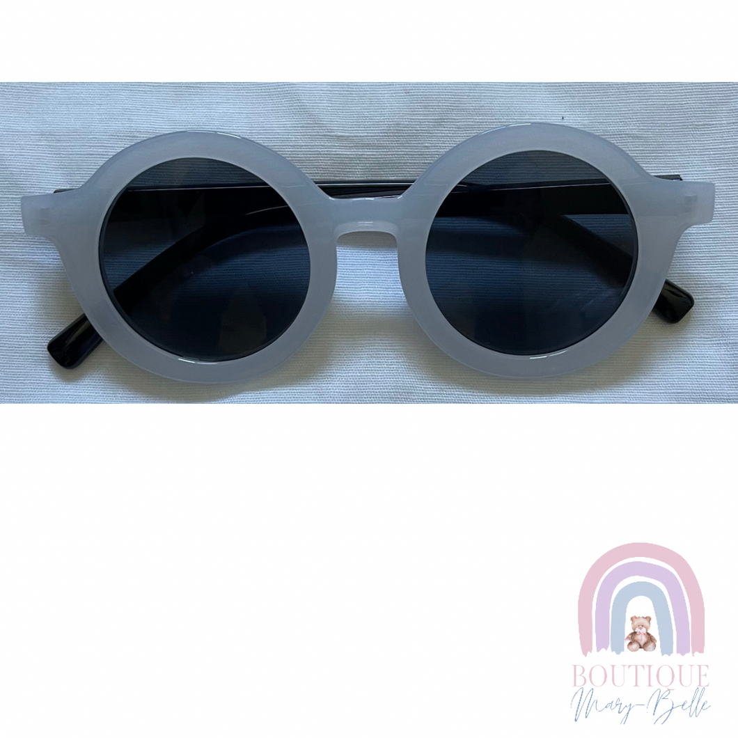 PHOEBE UV SUNGLASSES