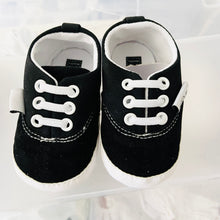 Load image into Gallery viewer, BLACK VELVET SNEAKERS
