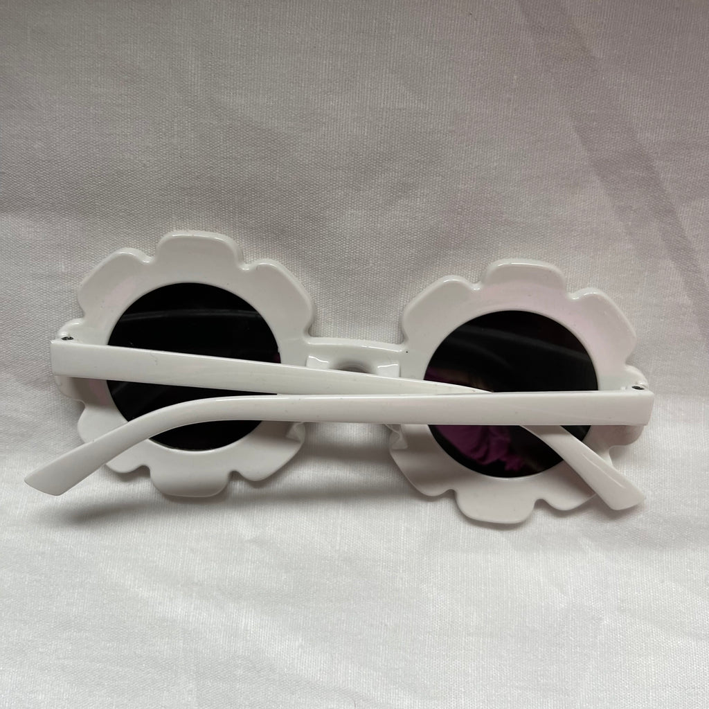 KITTY WHITE FRAME SUNGLASSES