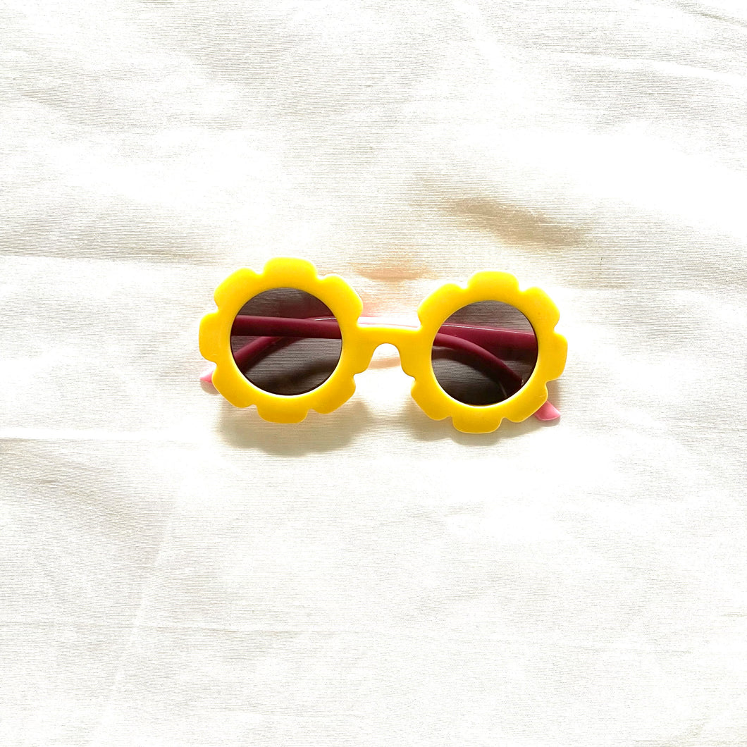 LYRIC YELLOW AND PINK SUNNIES